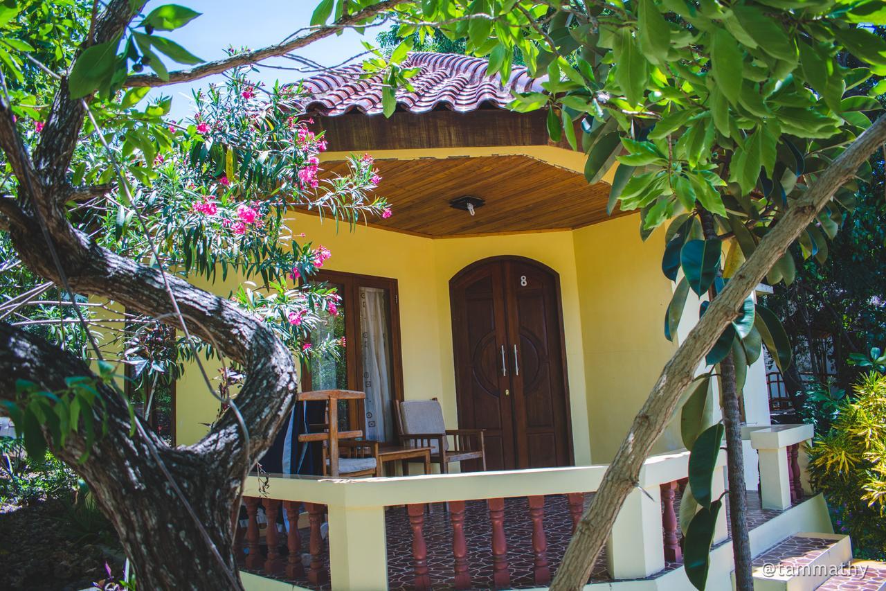 Bara Beach Bungalows 비라 외부 사진